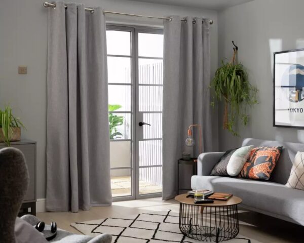 Lined Eyelet Curtains - Image 2