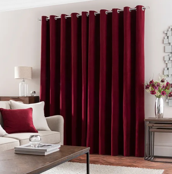 Red Living room Curtains